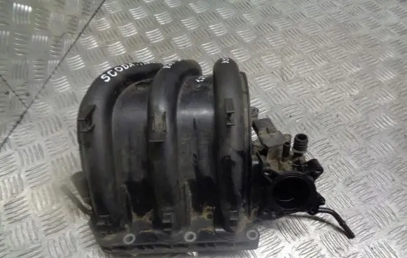 Skoda Fabia Mk1 (6Y) Intake manifold 03D129766L