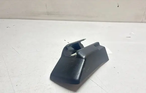Mercedes-Benz ML W166 Front driver seat rail trim A1669190100