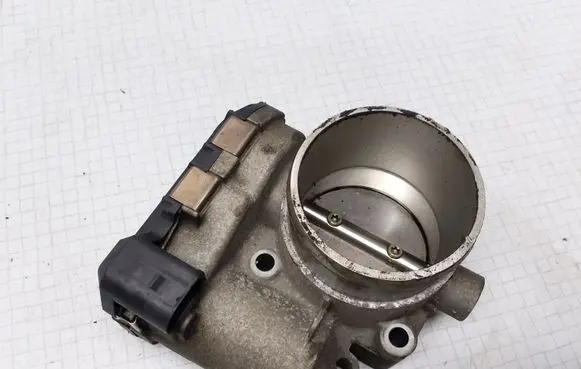 Audi A4 S4 B5 8D Throttle valve 0280750009 06B133062B