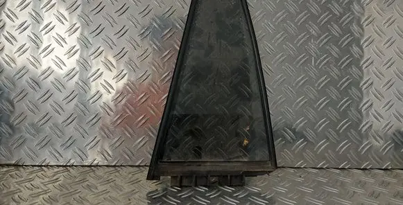 Toyota RAV 4 (XA30) Rear vent window glass 43R007953