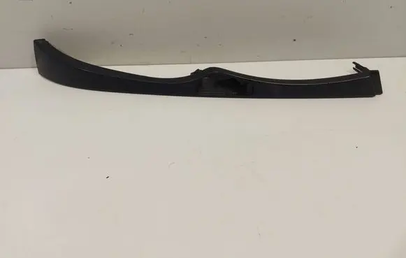 BMW 3 E46 Under headlight/headlamp trim 7030552