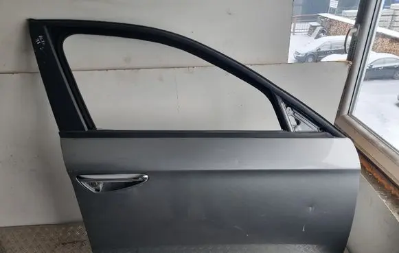 Alfa Romeo 159 Front door