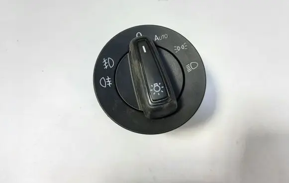 Volkswagen Polo VI Light switch 5G0941431R