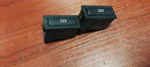 Traction control (ASR) switch