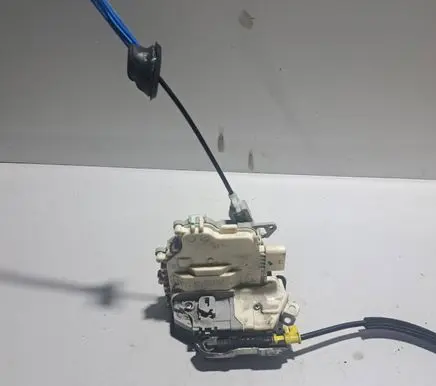 Audi A4 S4 B8 8K Front door lock 8J1837016C