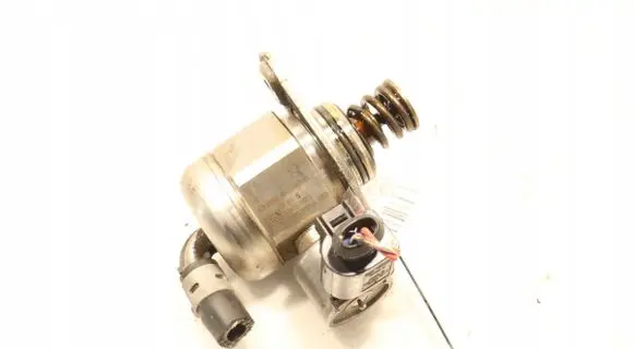 Seat Ateca Fuel injection high pressure pump 0261520573