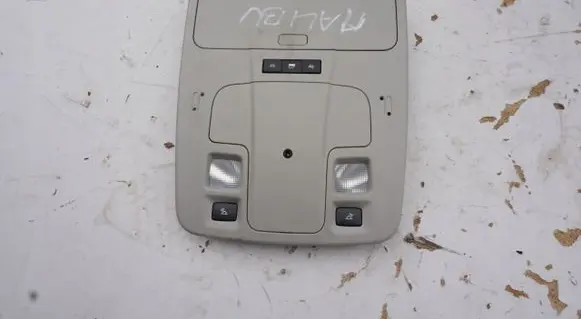 Chevrolet Captiva Front seat light