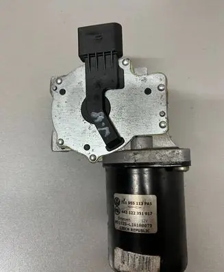 Volkswagen Transporter - Caravelle T5 Wiper motor 7E1955113 443122351017