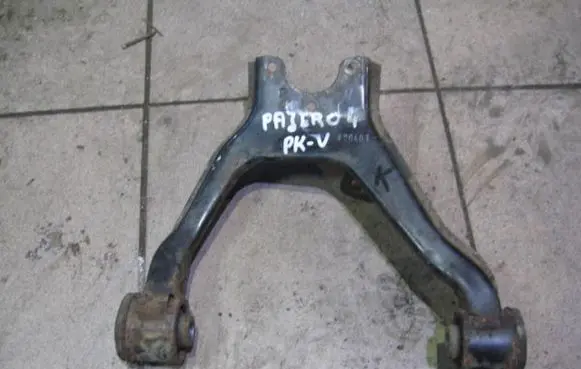 Mitsubishi Pajero Sport I Front lower control arm/wishbone NURODYKITEKURIPUSE VIRUTIN