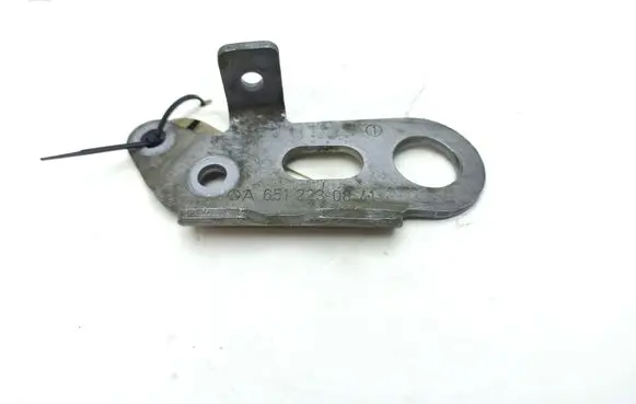 Mercedes-Benz E W212 Engine mounting bracket a6512230841