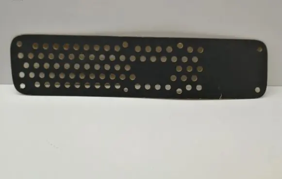 Trunk/boot lower side trim panel