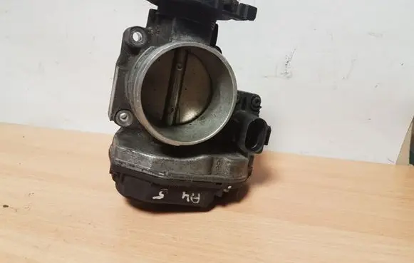 Audi A4 S4 B6 8E 8H Throttle valve 058133063M
