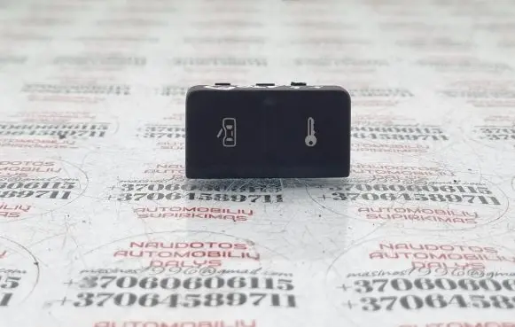 Volkswagen Golf Plus Central locking switch button 5M1962125