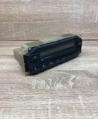 Volkswagen PASSAT B5 Climate control unit 3B1907044B