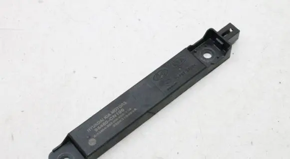 KIA Sportage Keyless system antenna 95460CN100