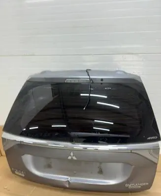 Mitsubishi Outlander Tailgate/trunk/boot lid 