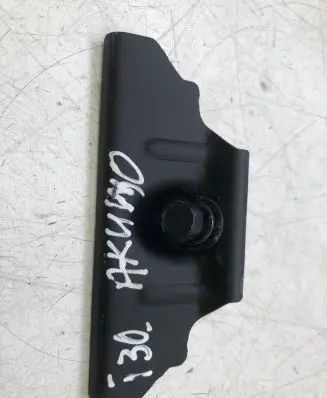 Battery bracket