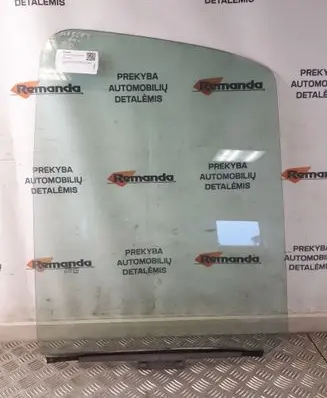 Renault Mascott Front door window glass four-door