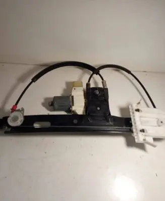 Ford Mondeo MK IV Front door window regulator motor 0130822286