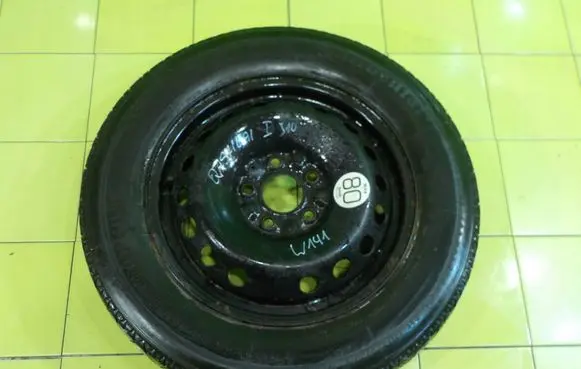 Nissan Qashqai R16 spare wheel 