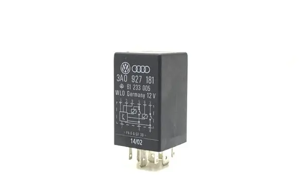 Volkswagen Golf IV Combustion relay 3A0927181 61233005