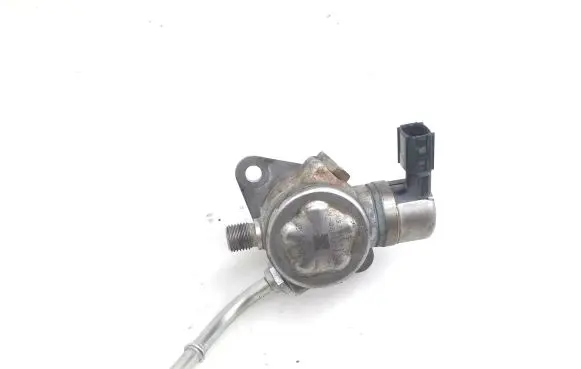Volvo XC60 Fuel injection high pressure pump 31401823