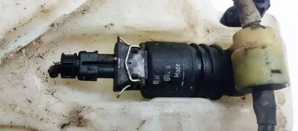 Opel Zafira A Windscreen/windshield washer pump