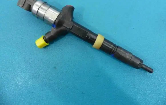 Toyota Corolla Verso E121 Fuel injector 23670-27020 IMPRK1226538