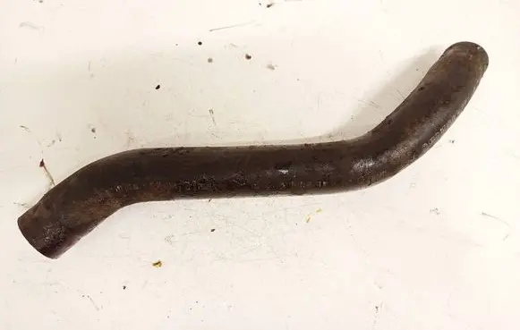 Volkswagen PASSAT B4 Engine coolant pipe/hose 357121101AD
