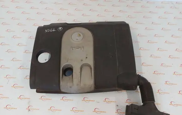Volkswagen Golf V Engine cover (trim) 03C129607N