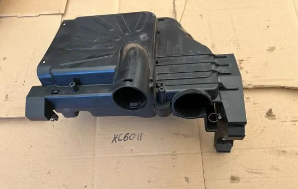 Volvo XC60 Engine control unit box 32283379
