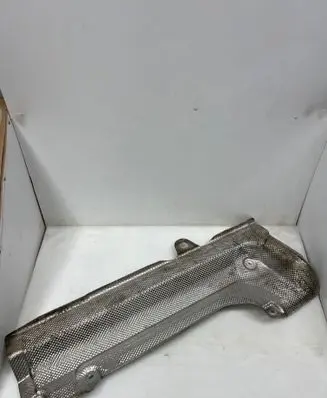 Mercedes-Benz C W204 Exhaust heat shield A2046820371