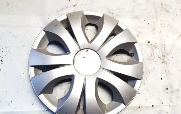 Mitsubishi Lancer R14 wheel hub/cap/trim 7210765004