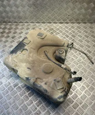 BMW 5 F10 F11 AdBlue liquid reservoir 7286064