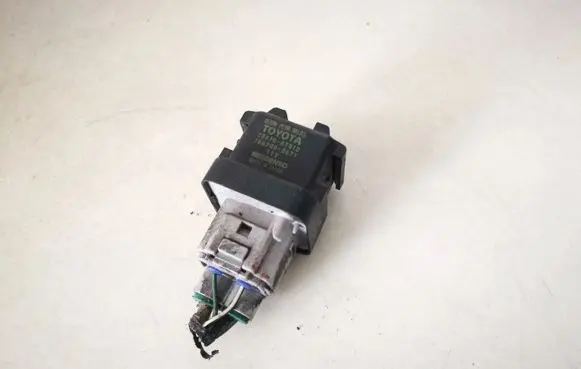 Toyota Corolla E120 E130 Glow plug pre-heat relay 2861067010 28610-67010