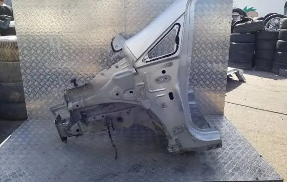 Ford Ecosport Front quarter panel 
