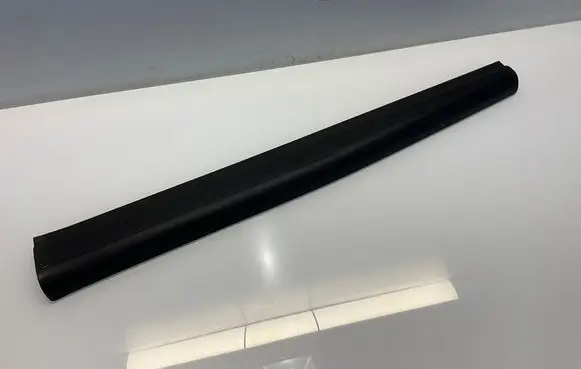 Mercedes-Benz E W211 Front sill trim cover A2116801735 2116801735