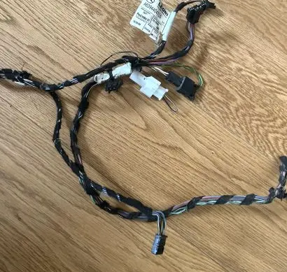 Mercedes-Benz Vito Viano W639 Front door wiring loom A6394405105