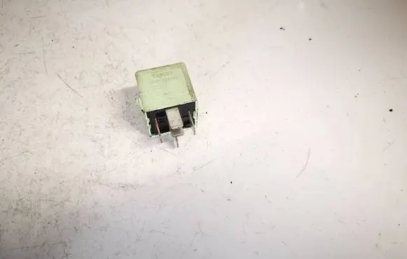 BMW 5 E60 E61 Other relay 61368373700 6136-8373700