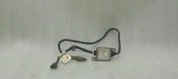 Mercedes-Benz C W205 Lambda probe sensor A0009059703