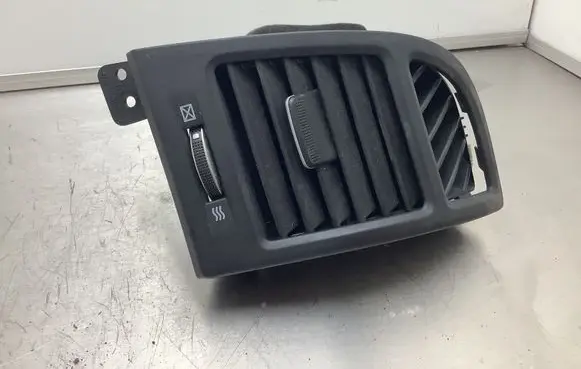 Hyundai Santa Fe Dashboard side air vent grill/cover trim 974902B000 U04223