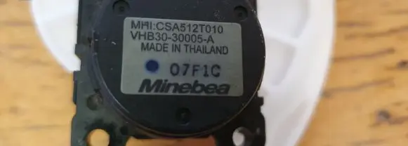 Mitsubishi ASX Air flap motor/actuator CSA512T010