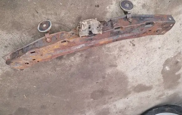 Jeep Grand Cherokee Top upper radiator support slam panel 