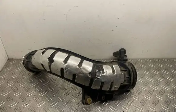 Ford Fusion II Air intake hose/pipe CV619R504BB