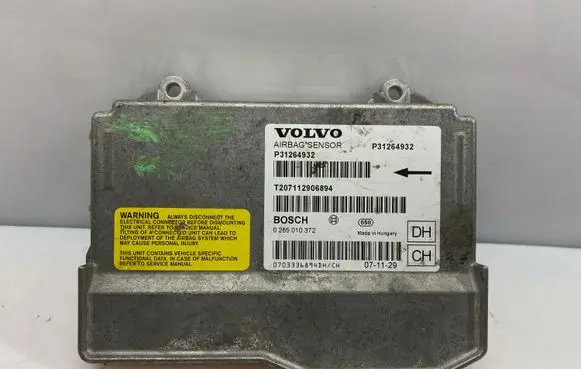 Volvo V70 Airbag control unit/module 0285010372 P31264932