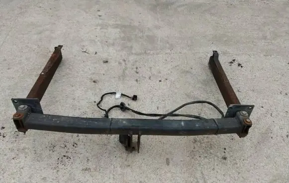 Audi A8 S8 D3 4E Tow bar set 305226321021