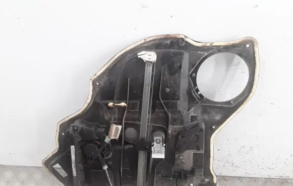 Mazda 2 Rear window lifting mechanism without motor 3M71A27001BH 4S22388 0411250408