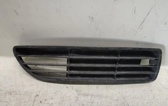 Audi A4 S4 B5 8D Front fog light trim/grill