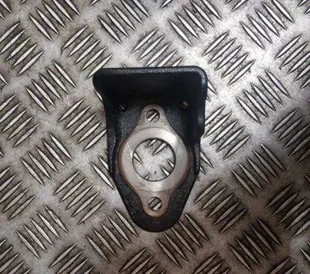 Lexus UX Engine mounting bracket