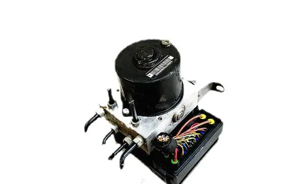 BMW 1 E81 E87 ABS Pump 6791521 6777159